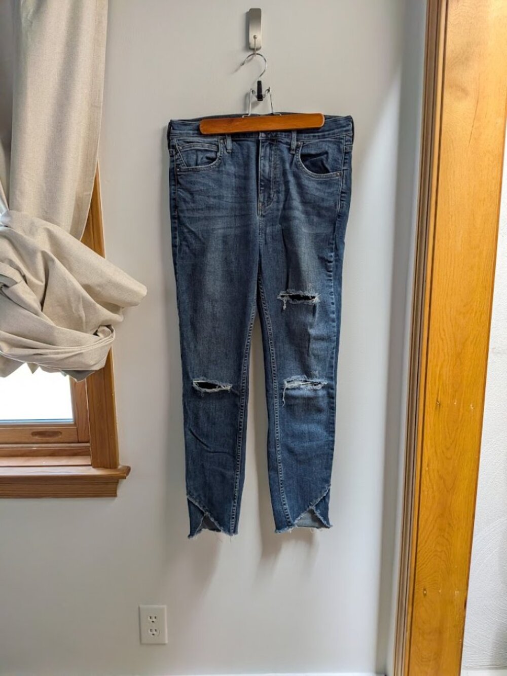 Free People We The Free Sunny Distressed Midrise Skinny Jeans 29